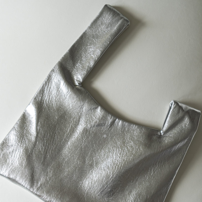 Vegan leather tote bag【Silver】